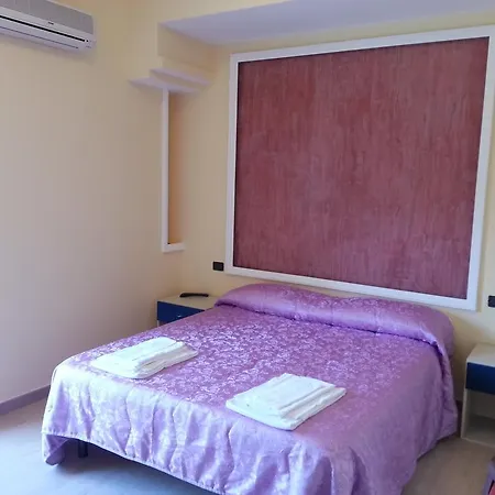 Roccabianca Hotel Gioiosa Marea