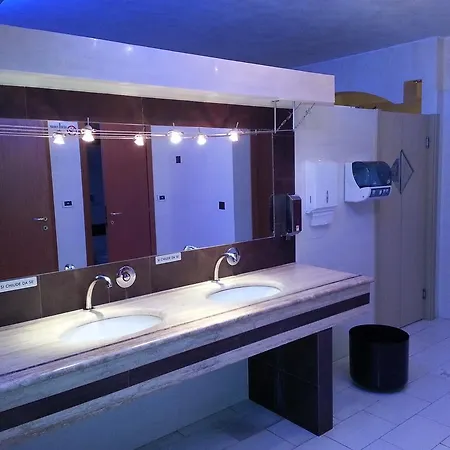 Roccabianca جويوزا ماريا